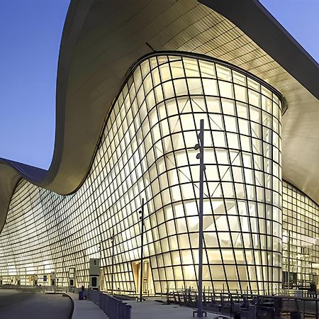 Auhotel -Zayed International Airport-Located In Transit Area -Onwards Boarding Pass Required Abu Dhabi Exteriör bild