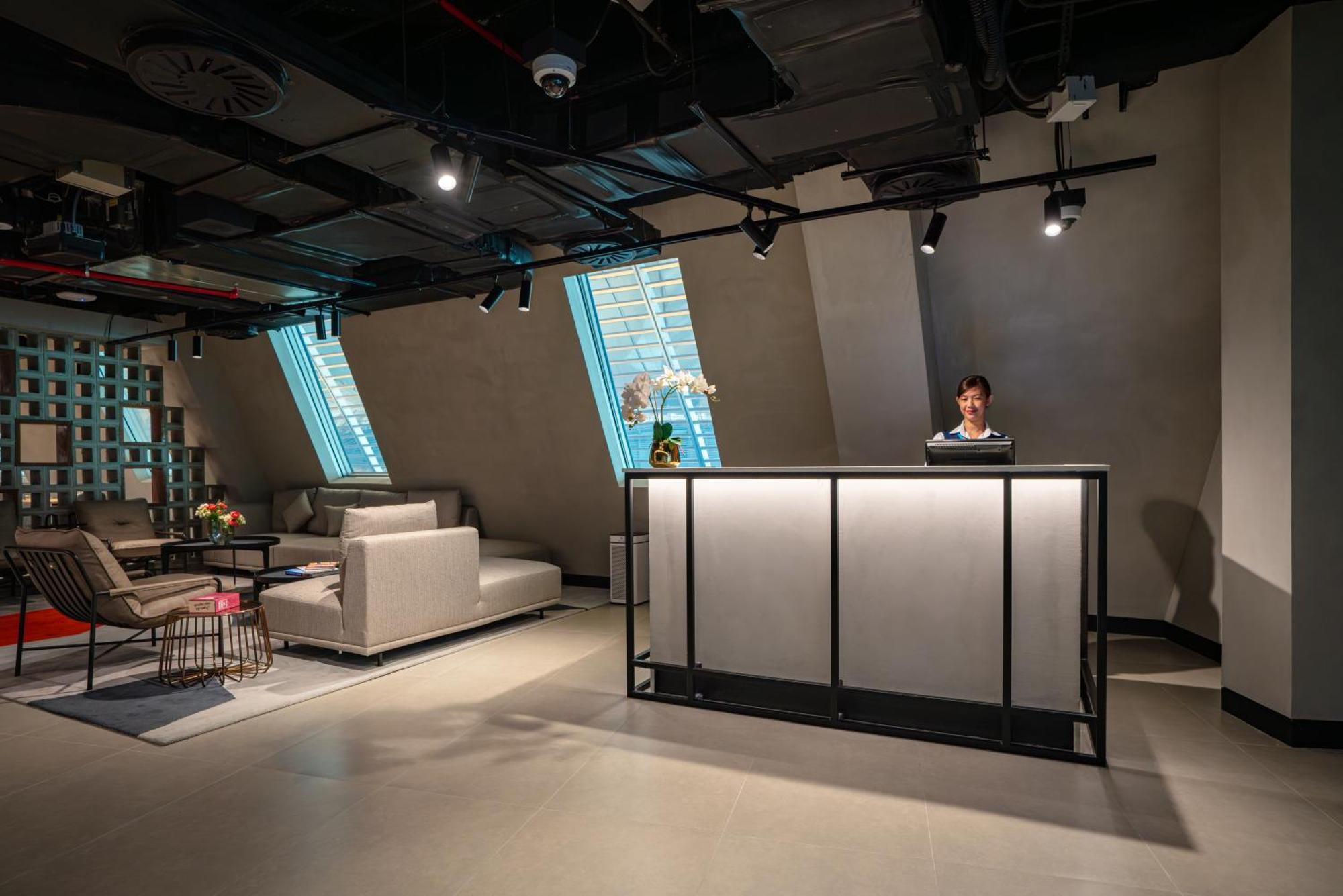 Auhotel -Zayed International Airport-Located In Transit Area -Onwards Boarding Pass Required Abu Dhabi Exteriör bild
