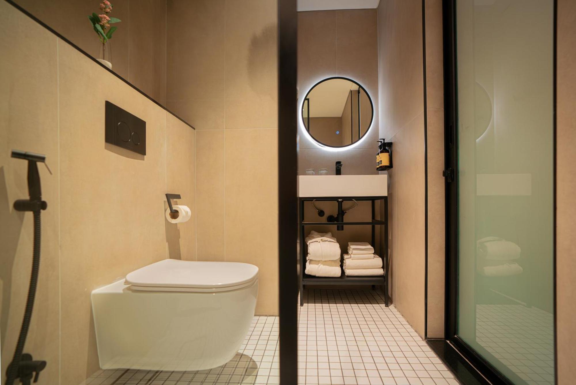 Auhotel -Zayed International Airport-Located In Transit Area -Onwards Boarding Pass Required Abu Dhabi Exteriör bild